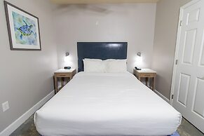 Seaside Amelia Inn