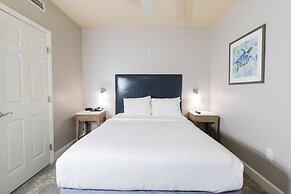 Seaside Amelia Inn