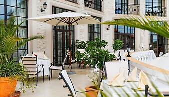 The Cliff Beach & SPA Hotel