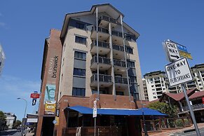 Central Brunswick Apartment Hotel