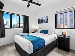 Central Brunswick Apartment Hotel