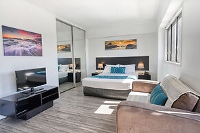 Central Brunswick Apartment Hotel