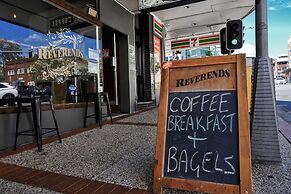 Central Brunswick Apartment Hotel