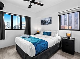 Central Brunswick Apartment Hotel