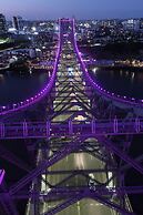 Central Brunswick Apartment Hotel