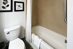 Country Inn & Suites by Radisson, Wytheville, VA