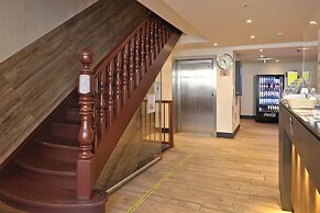 XO Hotel Inner