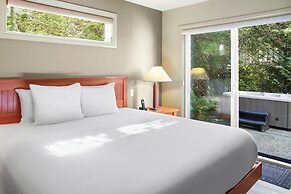 Long Beach Lodge Resort