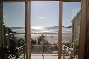 Long Beach Lodge Resort