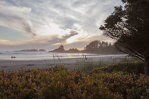 Long Beach Lodge Resort