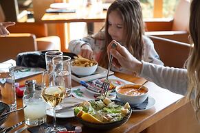 Long Beach Lodge Resort