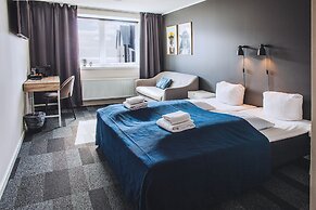 Hotel Djurhuus