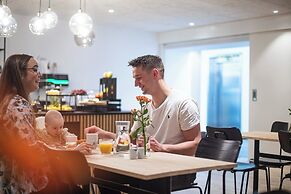 Hotel Djurhuus