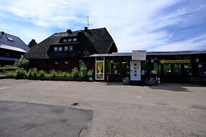 B+B Hotel Sonnenmatte Near Badeparadies