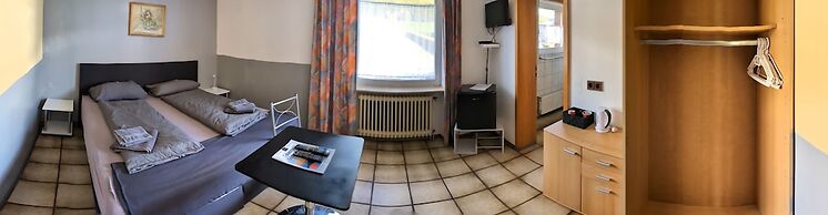 B+B Hotel Sonnenmatte Near Badeparadies