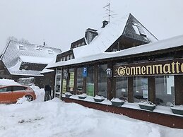 B+B Hotel Sonnenmatte Near Badeparadies