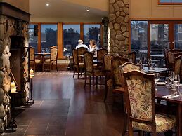 Fable Terrace Downs Resort by Mgallery