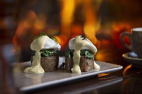 Fable Terrace Downs Resort by Mgallery