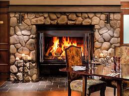 Fable Terrace Downs Resort by Mgallery