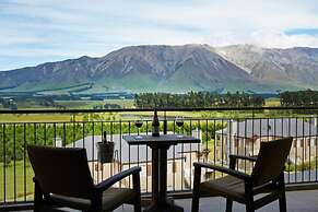 Fable Terrace Downs Resort by Mgallery