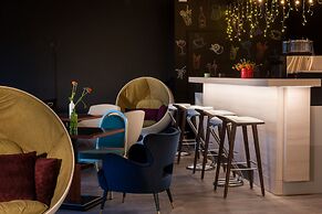 greet Berlin Alexanderplatz