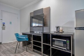 Studio 6 Suites – San Bernardino, CA
