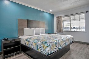 Studio 6 Suites – San Bernardino, CA