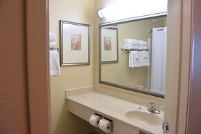 Country Inn & Suites by Radisson, Peoria North, IL