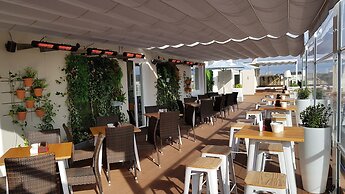 Méndez Núñez Hotel