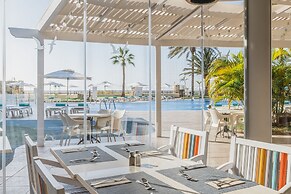 Iberostar Waves Playa Gaviotas -All Inclusive