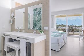 Iberostar Waves Playa Gaviotas -All Inclusive