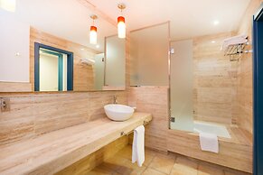 Iberostar Waves Playa Gaviotas -All Inclusive