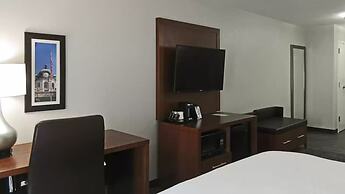 Comfort Inn & Suites