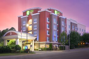 Holiday Inn Express Hotel & Suites Chattanooga Downtown by IHG