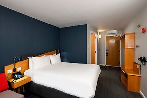 Holiday Inn Express Edinburgh Royal Mile by IHG