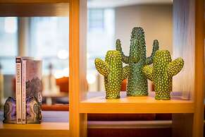 Holiday Inn Express Edinburgh Royal Mile by IHG