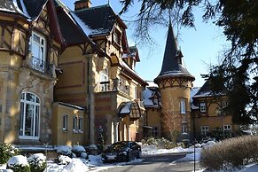 Villa Rothschild, an Autograph Collection Hotel