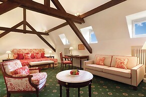 Villa Rothschild, an Autograph Collection Hotel