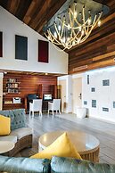 Playa Linda Beach Resort