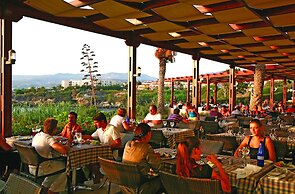 Cynthiana Beach Hotel