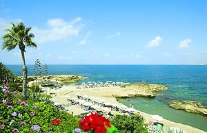 Cynthiana Beach Hotel