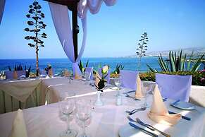 Cynthiana Beach Hotel