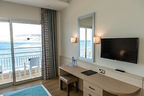 Cynthiana Beach Hotel