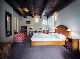 Hotel & Residence U Tri Bubnu