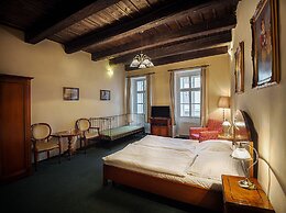 Hotel & Residence U Tri Bubnu