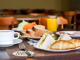 Mercure Camboriu Hotel