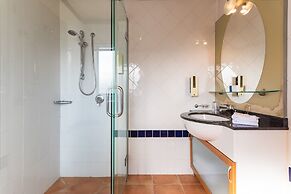 Blue Pacific Quality Apartments