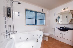 Blue Pacific Quality Apartments