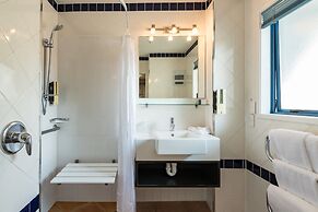 Blue Pacific Quality Apartments