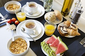 Casual Ilbira Granada Hotel